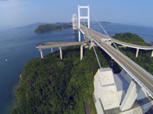 来島大橋と来島海峡