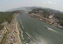 尾道水道、向島大橋、向島、尾道市街